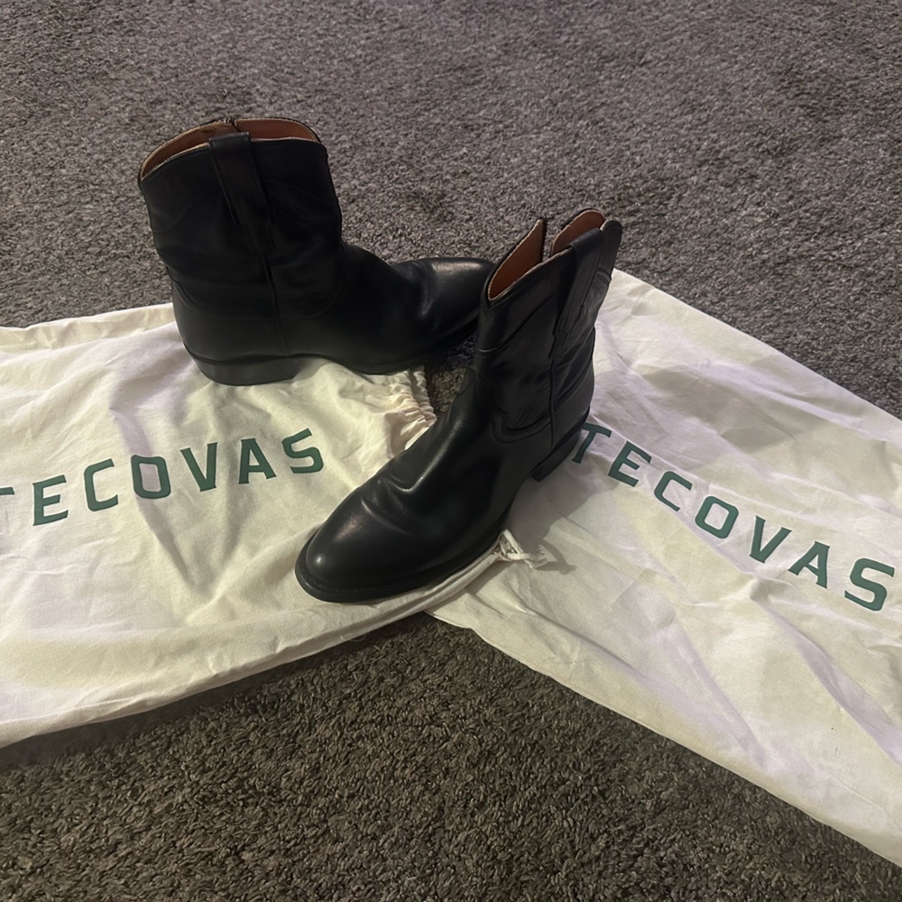 Tecovas Black “The Dean” cowhide zip boot